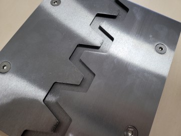 Dewmark Metall SG 81_2.jpg